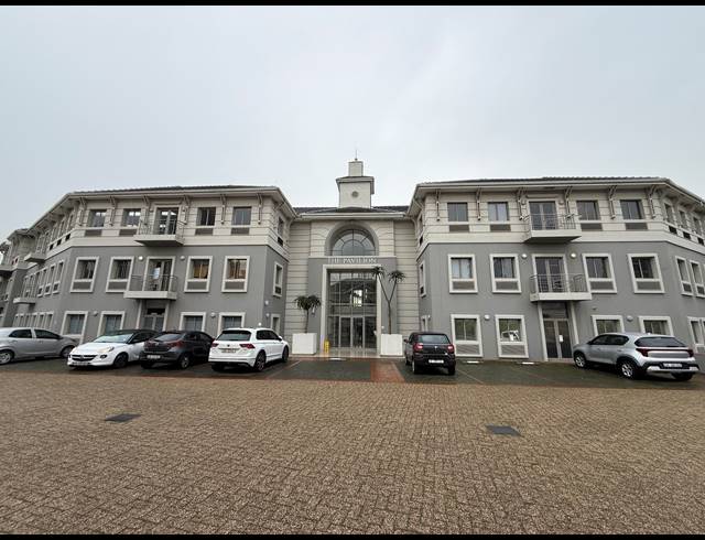 197M² OFFICE TO LET IN CENTURY CITY